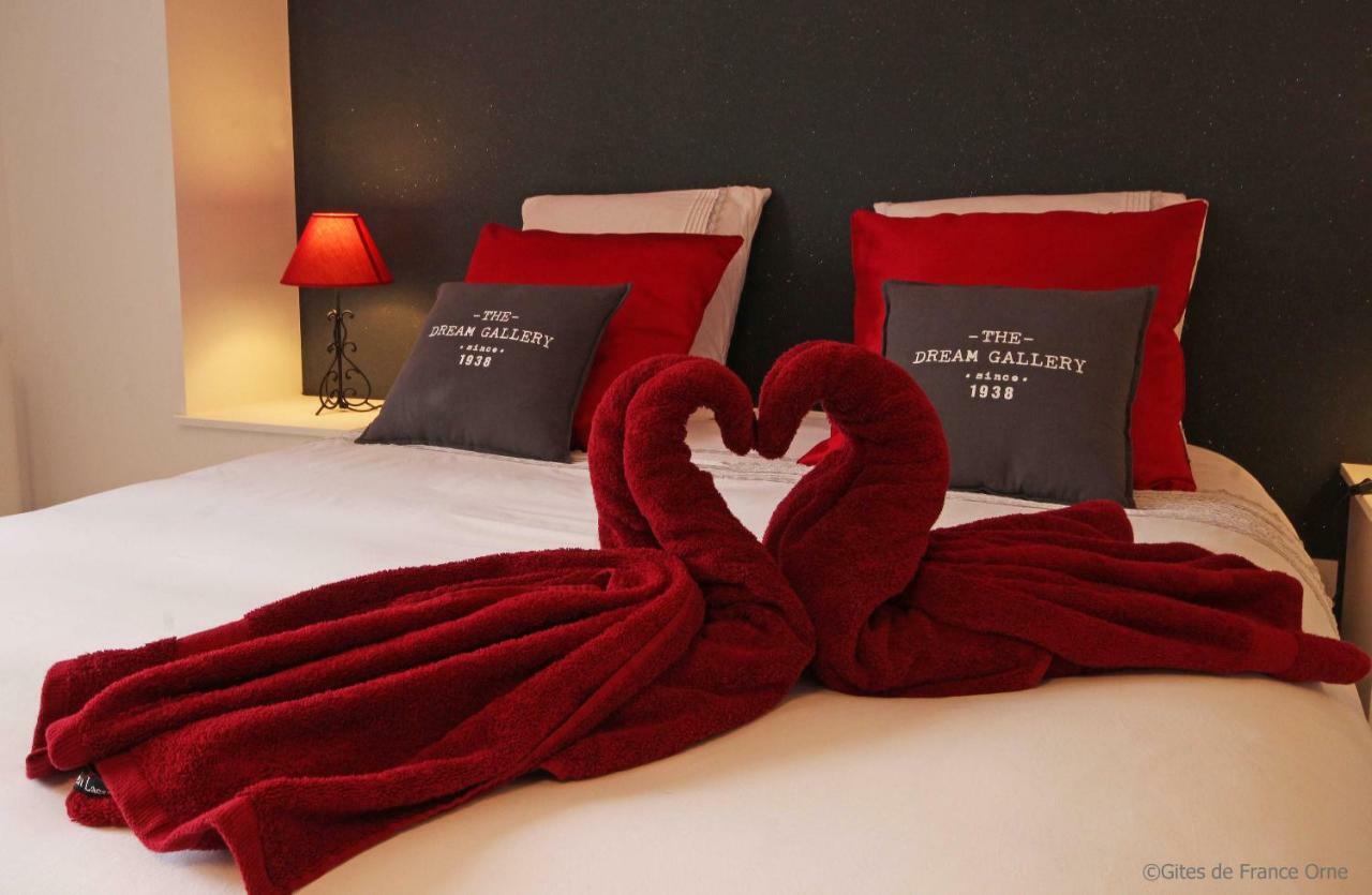 Au Fer A Cheval Hotel Gandelain Luaran gambar