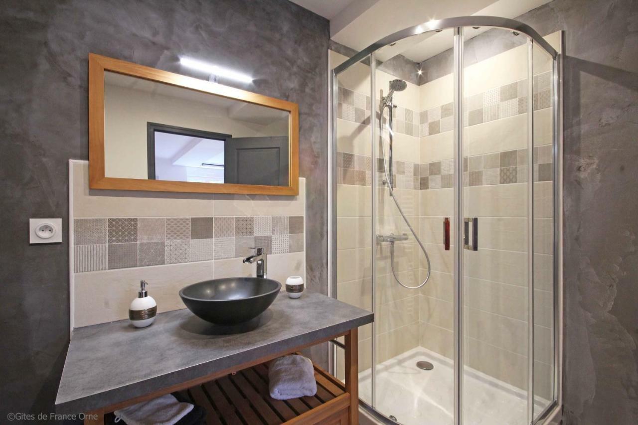 Au Fer A Cheval Hotel Gandelain Luaran gambar